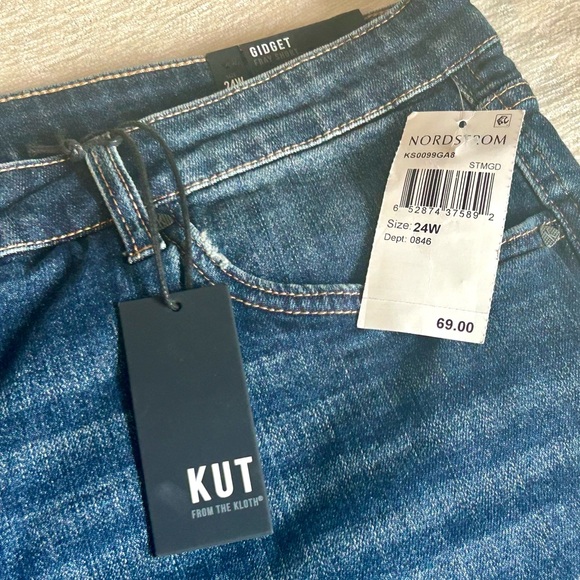 NWT KUT from the Kloth Women's Blue Denim Shorts Size 24W‎ 5” Inseam - Picture 6 of 9